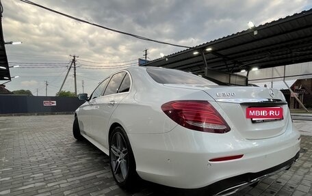 Mercedes-Benz E-Класс, 2016 год, 3 950 000 рублей, 3 фотография