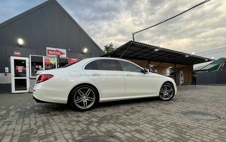 Mercedes-Benz E-Класс, 2016 год, 3 950 000 рублей, 11 фотография