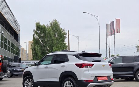 Chevrolet TrailBlazer, 2021 год, 1 899 000 рублей, 4 фотография
