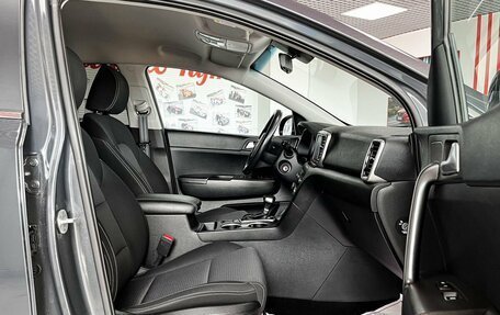 KIA Sportage IV рестайлинг, 2021 год, 2 399 000 рублей, 14 фотография