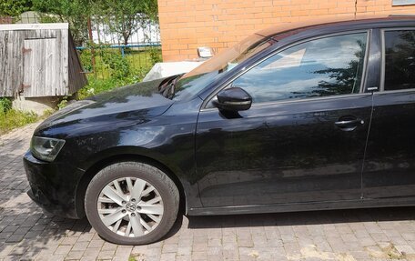 Volkswagen Jetta VI, 2014 год, 990 000 рублей, 3 фотография