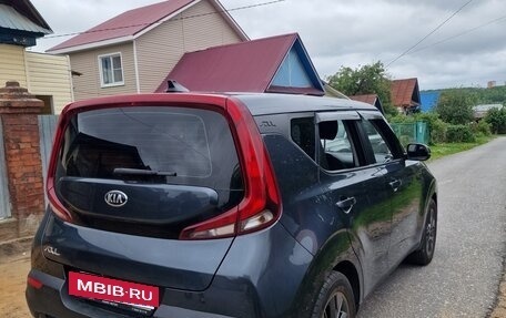 KIA Soul II рестайлинг, 2019 год, 1 600 000 рублей, 4 фотография