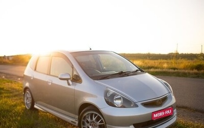 Honda Fit III, 2002 год, 750 000 рублей, 1 фотография