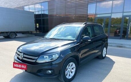 Volkswagen Tiguan I, 2012 год, 1 030 000 рублей, 2 фотография