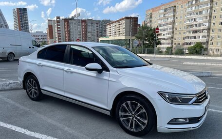 Volkswagen Passat B8 рестайлинг, 2016 год, 1 230 000 рублей, 10 фотография