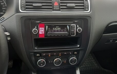 Volkswagen Jetta VI, 2013 год, 1 100 000 рублей, 12 фотография