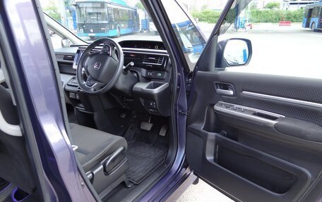 Honda Stepwgn IV, 2020 год, 2 580 000 рублей, 15 фотография