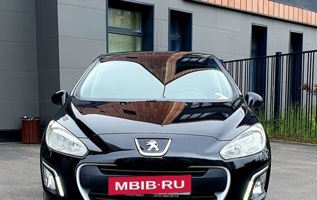Peugeot 308 II, 2012 год, 630 000 рублей, 2 фотография