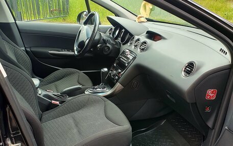 Peugeot 308 II, 2012 год, 630 000 рублей, 18 фотография