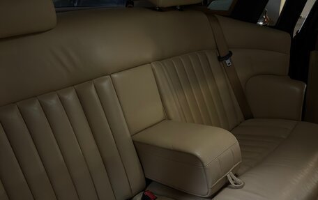 Rolls-Royce Phantom VII рестайлинг, 2005 год, 14 000 000 рублей, 19 фотография