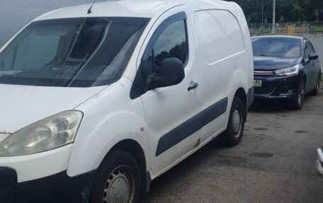 Peugeot Partner II рестайлинг 2, 2010 год, 400 000 рублей, 3 фотография