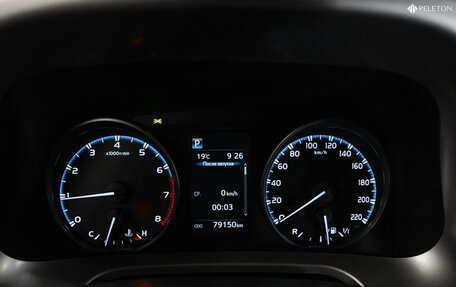 Toyota RAV4, 2019 год, 2 670 000 рублей, 14 фотография