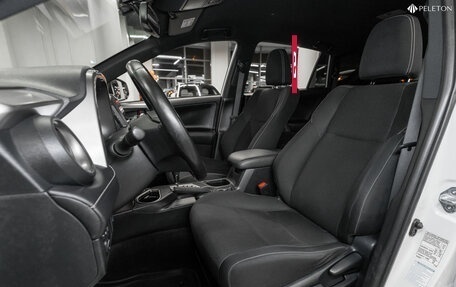 Toyota RAV4, 2019 год, 2 670 000 рублей, 12 фотография
