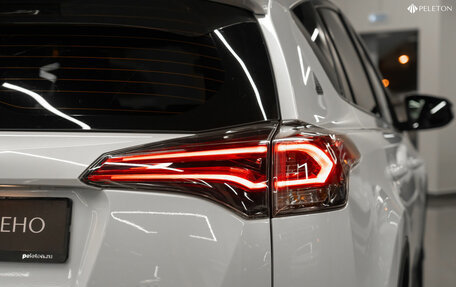Toyota RAV4, 2019 год, 2 670 000 рублей, 24 фотография