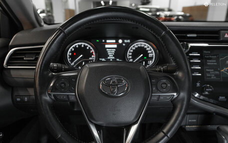 Toyota Camry, 2020 год, 2 990 000 рублей, 11 фотография