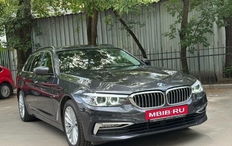 BMW 5 серия, 2018 год, 2 500 000 рублей, 2 фотография
