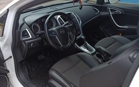 Opel Astra J, 2014 год, 850 000 рублей, 11 фотография