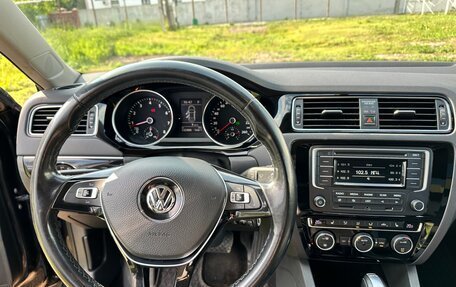 Volkswagen Jetta VI, 2015 год, 1 350 000 рублей, 8 фотография
