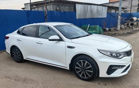 KIA Optima IV, 2018 год, 1 500 000 рублей, 3 фотография