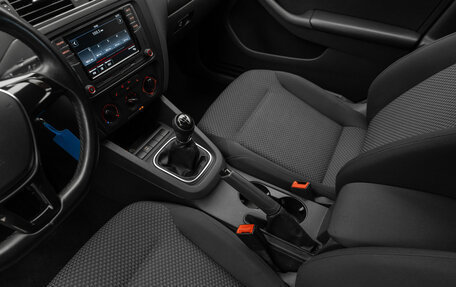 Volkswagen Jetta VI, 2014 год, 880 000 рублей, 16 фотография
