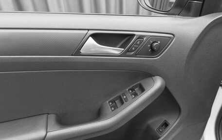 Volkswagen Jetta VI, 2014 год, 880 000 рублей, 21 фотография