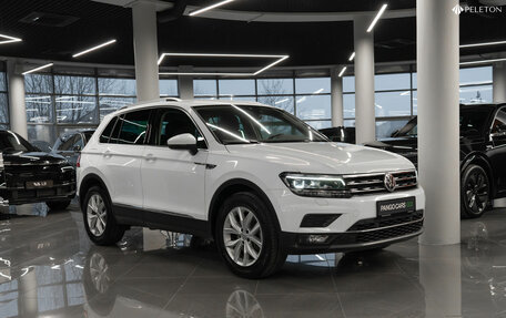 Volkswagen Tiguan II, 2019 год, 2 790 000 рублей, 2 фотография