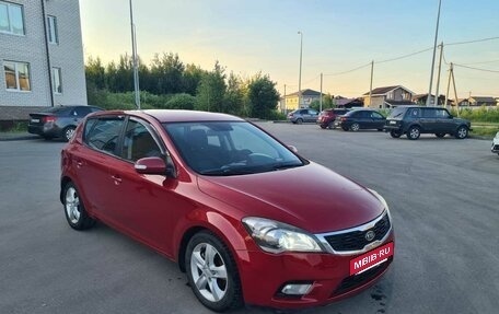 KIA cee'd I рестайлинг, 2010 год, 870 000 рублей, 2 фотография