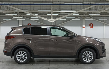KIA Sportage IV рестайлинг, 2020 год, 2 275 000 рублей, 5 фотография