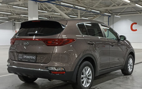 KIA Sportage IV рестайлинг, 2020 год, 2 275 000 рублей, 6 фотография