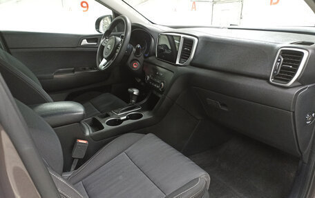 KIA Sportage IV рестайлинг, 2020 год, 2 275 000 рублей, 13 фотография