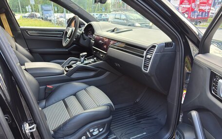 Porsche Cayenne III, 2019 год, 10 950 000 рублей, 26 фотография