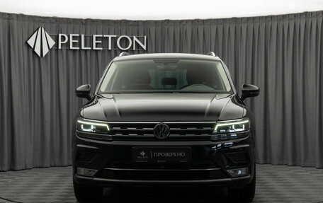 Volkswagen Tiguan II, 2017 год, 2 540 000 рублей, 3 фотография