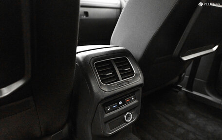 Volkswagen Tiguan II, 2017 год, 2 540 000 рублей, 16 фотография