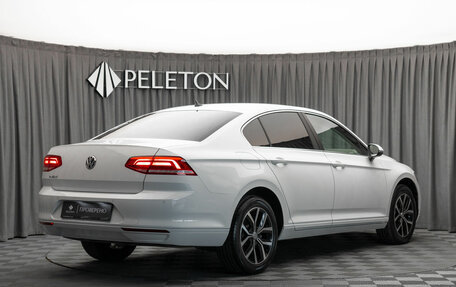 Volkswagen Passat B8 рестайлинг, 2019 год, 2 440 000 рублей, 5 фотография
