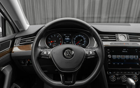 Volkswagen Passat B8 рестайлинг, 2019 год, 2 440 000 рублей, 12 фотография