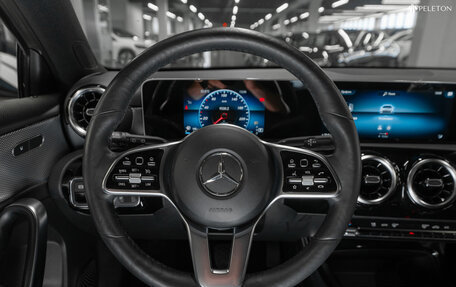 Mercedes-Benz A-Класс, 2019 год, 2 520 000 рублей, 10 фотография