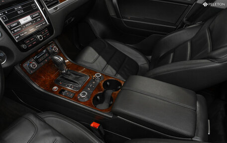 Volkswagen Touareg III, 2013 год, 2 660 000 рублей, 15 фотография