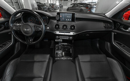 KIA Stinger I, 2019 год, 2 310 000 рублей, 9 фотография
