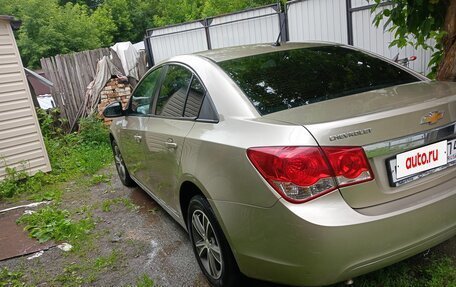 Chevrolet Cruze II, 2011 год, 870 000 рублей, 2 фотография