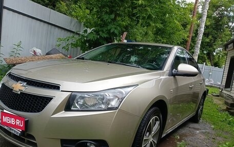 Chevrolet Cruze II, 2011 год, 870 000 рублей, 9 фотография