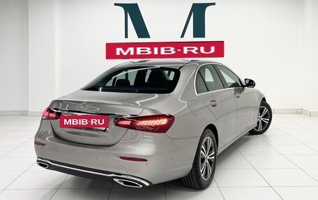 Mercedes-Benz E-Класс, 2023 год, 5 300 000 рублей, 4 фотография