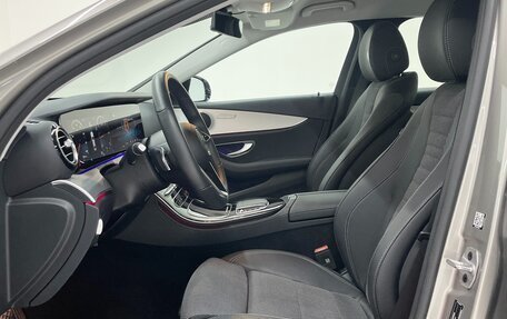 Mercedes-Benz E-Класс, 2023 год, 5 300 000 рублей, 16 фотография