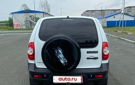 Chevrolet Niva I рестайлинг, 2015 год, 680 000 рублей, 6 фотография