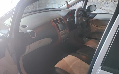 Mitsubishi Colt VI рестайлинг, 2008 год, 550 000 рублей, 6 фотография