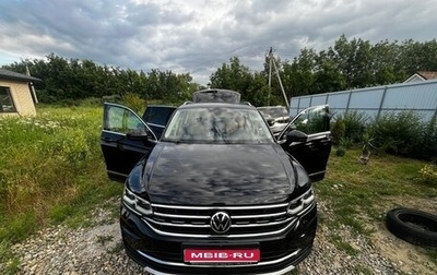 Volkswagen Tiguan II, 2021 год, 3 600 000 рублей, 1 фотография