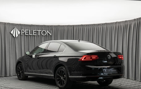 Volkswagen Passat B8 рестайлинг, 2015 год, 1 790 000 рублей, 4 фотография