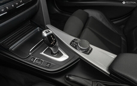 BMW 3 серия, 2017 год, 2 640 000 рублей, 14 фотография