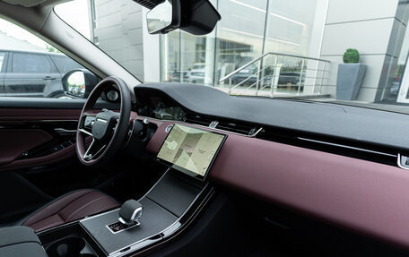 Land Rover Range Rover Evoque II, 2024 год, 6 790 000 рублей, 9 фотография
