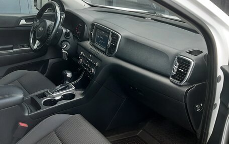 KIA Sportage IV рестайлинг, 2017 год, 1 824 000 рублей, 24 фотография