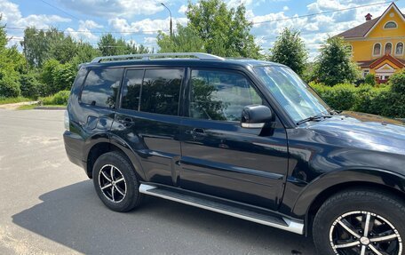 Mitsubishi Pajero IV, 2011 год, 1 990 000 рублей, 7 фотография